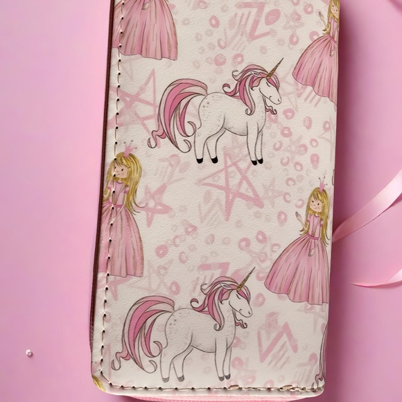 Dream Big, Sparkle More, and Carry Magic Everywhere! - Picture 1 of 4